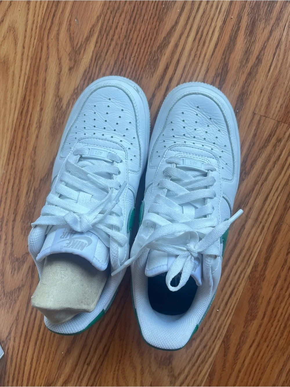 Nike Air Force 1 Low By You  in white & green - Size 6.5 - Runs Large